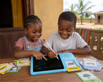 Charger l'image dans la galerie, Tablette Éducative Parlante 2-en-1 : Le jouet qui apprend le français et l'anglais à votre enfant
